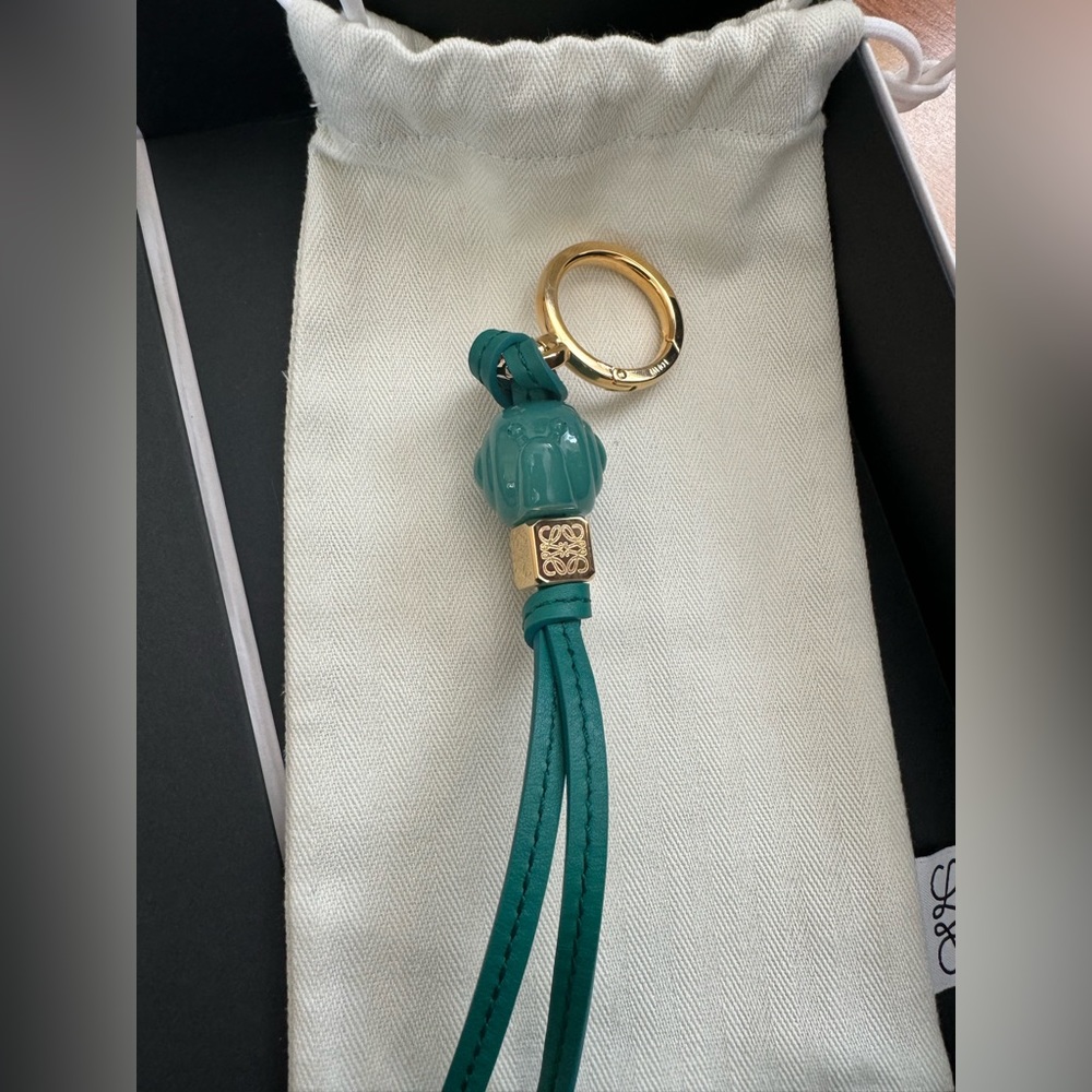 NWT Loewe Jade Collection Emerald Snail Dice Bag Charm [LIMITED EDITION]